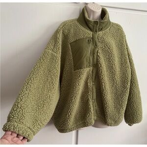 Gently Worn Pacsun Oversized Medium Olive Green Snap Up Sherpa Jacket